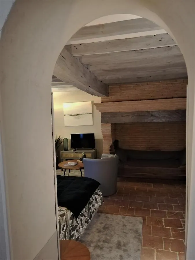 La Chartreuse Bed & Breakfast Drudas